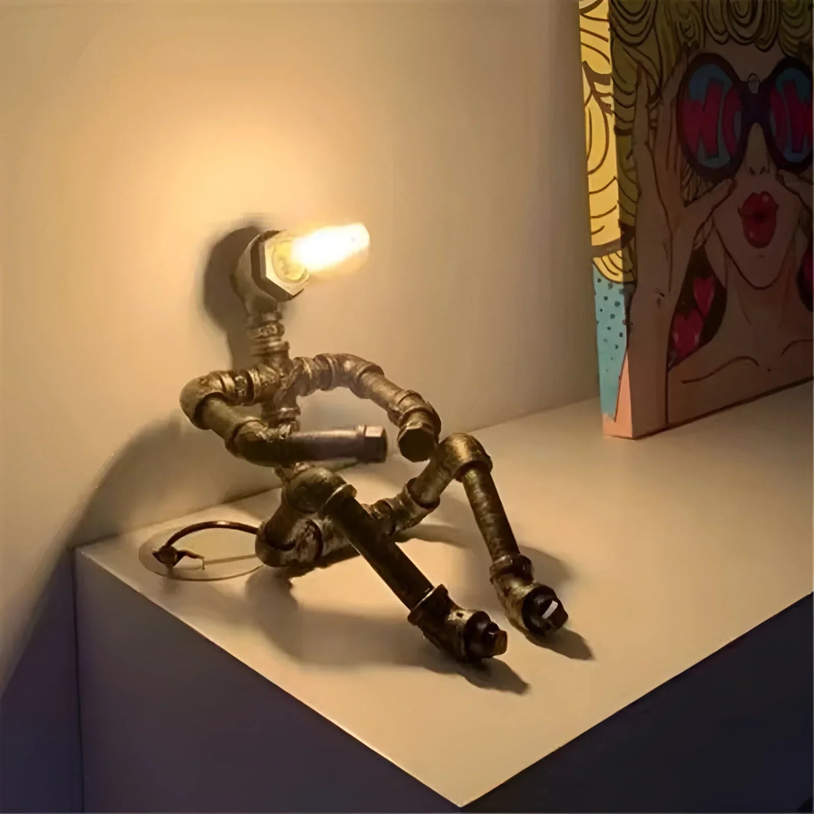 LumeBot - Futuristic Robot Table Lamp